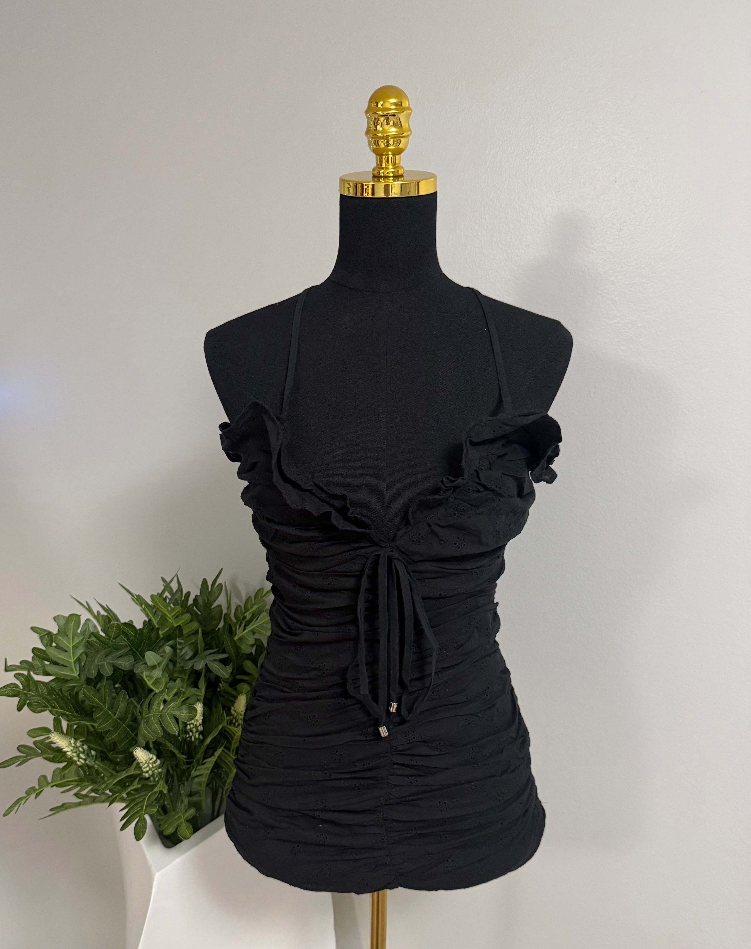 VESTIDO CORTO NEGRO